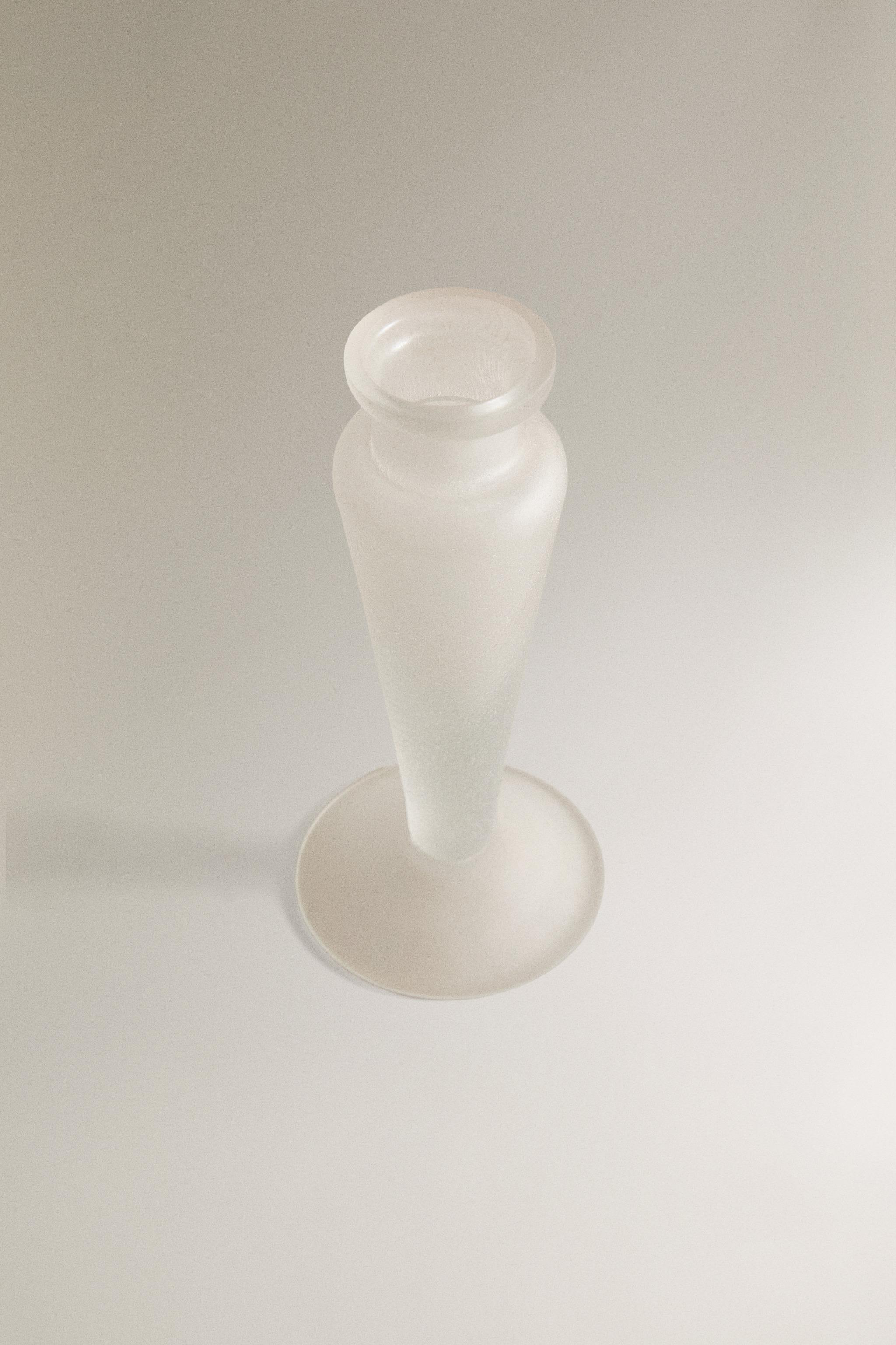OPAQUE GLASS CANDLESTICK I COLIN KING